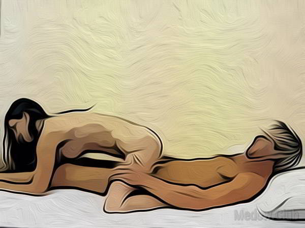 Сексуальная позиции камасутры №1 - Женщина сверху, спиной к мужчине, нагнувшись вперед. Фото