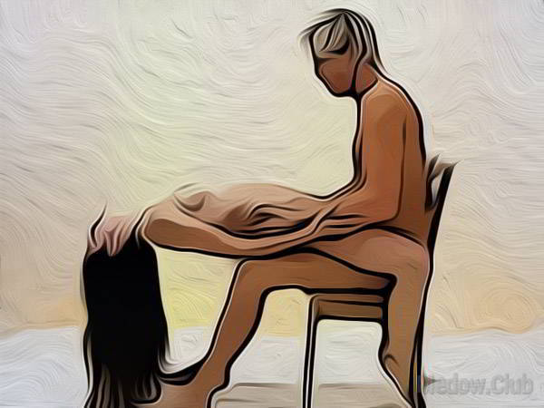Сексуальная позиции камасутры №29 - парень сидит на стуле, а девушка сверху, откинув корпус назад. Фото